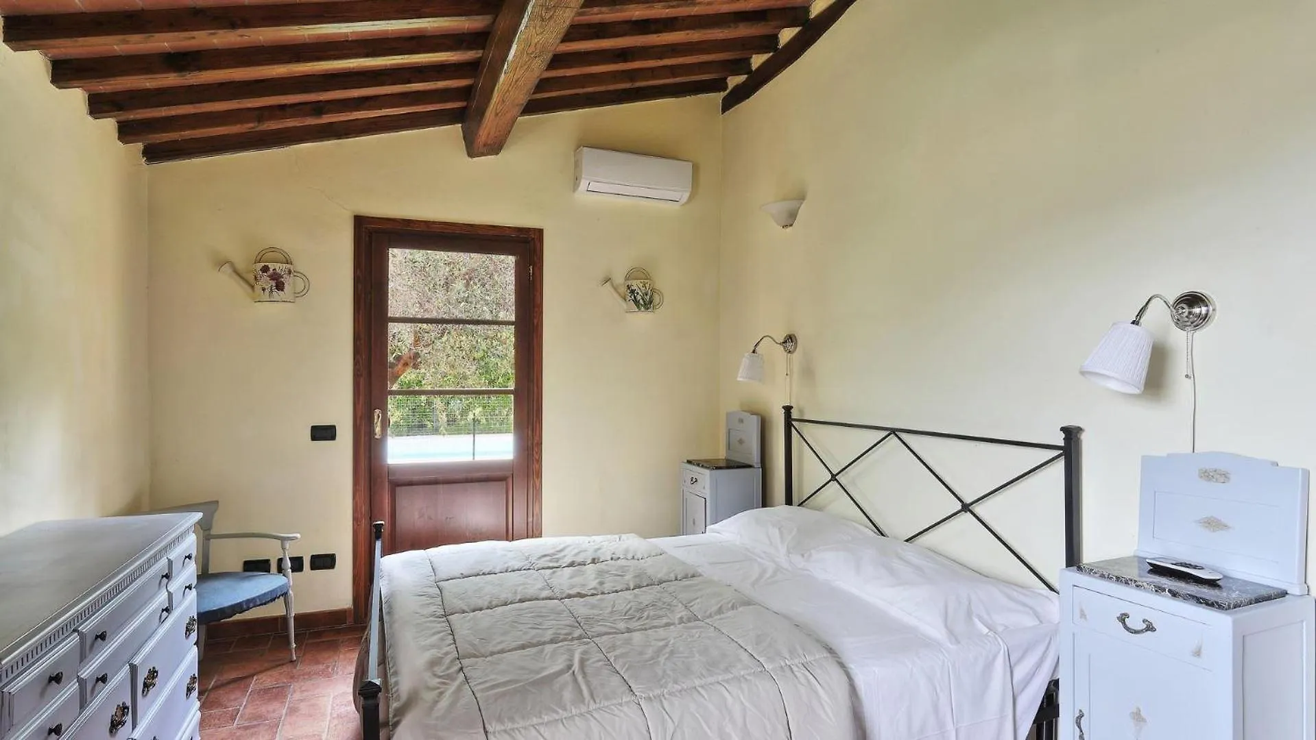 Fico Villa Calci 0*,  Italy